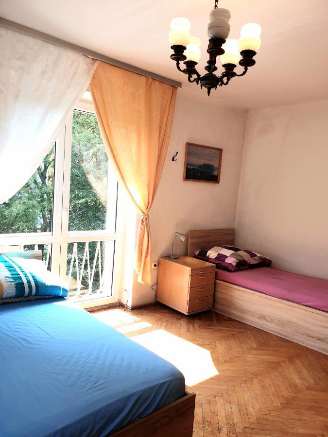 Rooms By Kino Femina Warszawa Exteriör bild